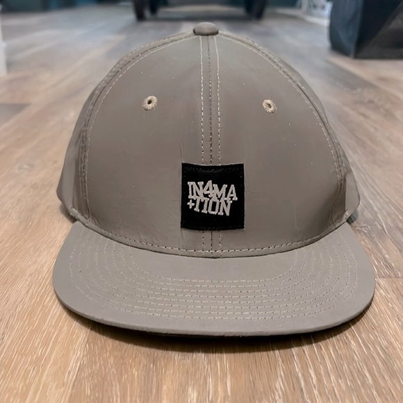 Reflective In4mation SnapBack - Picture 2 of 7